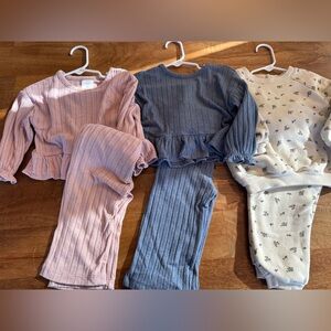 3 baby gap toddler girls sets 18-24 months